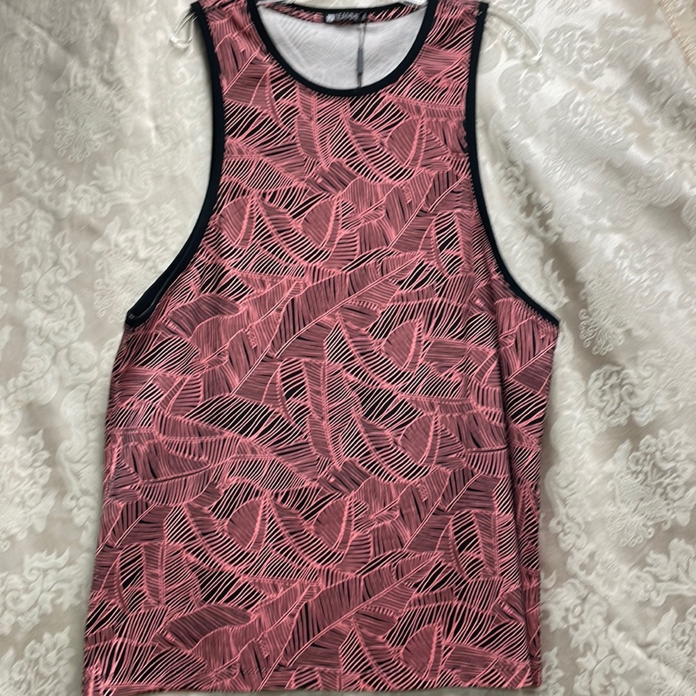 NWT Teamm8 XLarge Black and Pink Palm Frond Pattern Tank Slim Fit